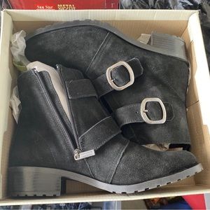 Anne Klein Nilos Ankle Boots, Women's Size 11 M, Beige MSRP $129, new in box